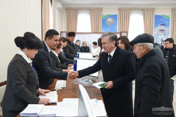 Президент Шавкат Мирзиёев проголосовал на выборах